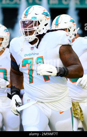 Miami Dolphins offensive lineman Brandon Shell (71) blocks Detroit Lions  defensive end Aidan Hutchinson (97) during an NFL football game, Sunday,  Oct. 30, 2022, in Detroit. (AP Photo/Rick Osentoski Stock Photo - Alamy