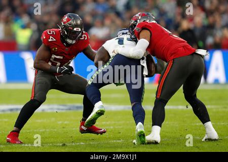 Tampa Bay Buccaneers Lavonte David, Joe Tryon-Shoyinka and Devin