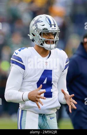 Dallas Cowboys quarterback Dak Prescott (4) looks to pass during an NFL game  against the Green Bay Packers Sunday, Nov. 13, 2022, in Green Bay, Wis. (AP  Photo/Jeffrey Phelps Stock Photo - Alamy