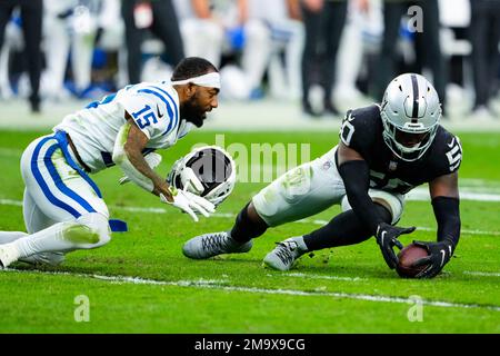 Las Vegas Raiders linebacker Jayon Brown (50) before a NFL football game  against the Indianapolis Colts, Sunday, Nov 13, 2022, in Las Vegas. (AP  Photo/Rick Scuteri Stock Photo - Alamy