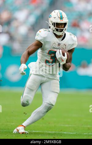 Miami Dolphins running back Raheem Mostert (31) runs for a touchdown during  the second half of an NFL football game against the Cleveland Browns,  Sunday, Nov. 13, 2022, in Miami Gardens, Fla. (