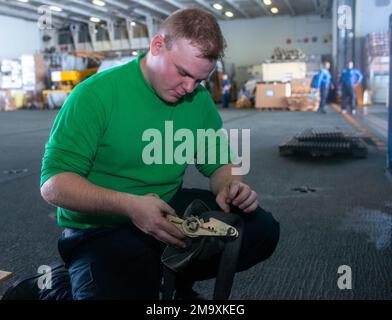 carrier qualifications, HANGAR BAY, Pacific Ocean, respirator fit test ...