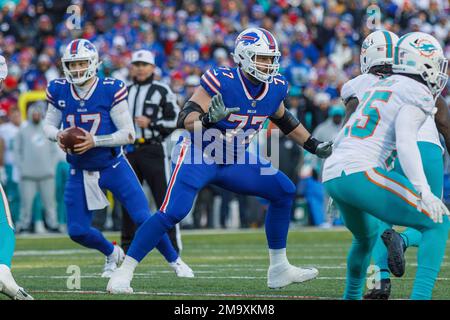 EAST RUTHERFORD, NJ - NOVEMBER 06: Buffalo Bills offensive tackle David  Quessenberry (77) during the