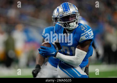 Detroit Lions safety Kerby Joseph prays in the end zone before an NFL  football game against the Chicago Bears Sunday, Nov. 13, 2022, in Chicago.  (AP Photo/Charles Rex Arbogast Stock Photo - Alamy