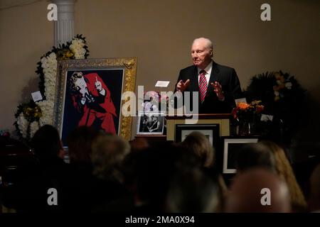 Televangelist Jimmy Swaggart speaks at the funeral service for his