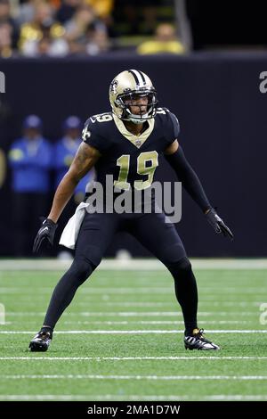 Las Vegas Raiders safety Chris Smith II (42) warms up before an NFL  football game against the San Francisco 49ers, Sunday, Aug. 13, 2023, in Las  Vegas. (AP Photo/John Locher Stock Photo - Alamy