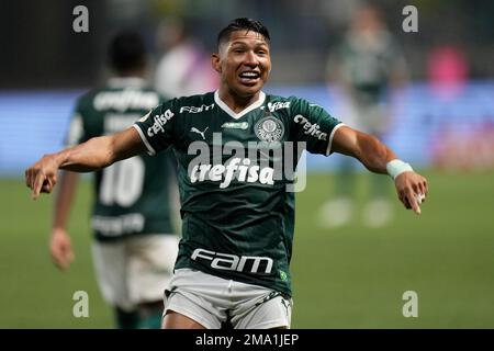 Sao Paulo, Brazil. 23rd Mar, 2022. SP - Sao Paulo - 03/23/2022 - PAULISTA  2022, PALMEIRAS X ITUANO - Rony, a Palmeiras player, celebrates his goal  with players from his team during