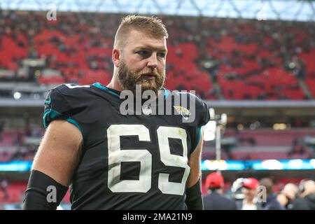 November 29, 2020 - Jacksonville, FL, U.S: Jacksonville Jaguars center  Tyler Shatley (69) during 1st half NFL football game between the Cleveland  Browns and the Jacksonville Jaguars at TIAA Bank Field in