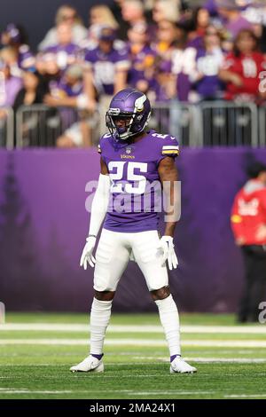 Minnesota Vikings safety Theo Jackson (25) runs during an NFL football game  against the Washington Commanders, Sunday, November 06, 2022 in Landover.  (AP Photo/Daniel Kucin Jr Stock Photo - Alamy