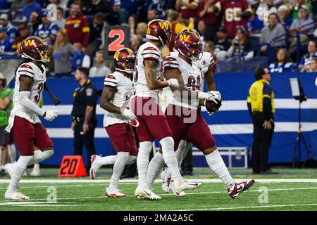 Santa Clara, California, USA. 24th Dec, 2022. Washington Commanders  defensive tackle Daron Payne (94) tackles San Francisco 49ers quarterback  Brock Purdy (13) after he passes ball on Saturday, December 24, 2022, at