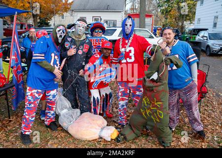 Take that, Cheeseheads: Bills fans wear delicious Buffalo wing hats