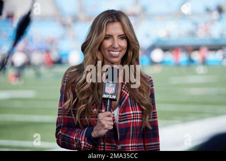 NFL Network Sara Walsh on air before an NFL football game between the  Cleveland Browns and the Carolina Panthers , Sunday, Sep. 11, 2022, in  Charlotte, N.C. (AP Photo/Brian Westerholt Stock Photo - Alamy