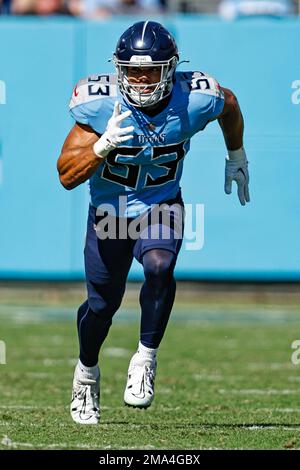 Tennessee Titans cornerback Roger McCreary (21) runs onto the field before  an NFL football game against the Cincinnati Bengals Sunday, Nov. 27, 2022,  in Nashville, Tenn. (AP Photo/Mark Zaleski Stock Photo - Alamy