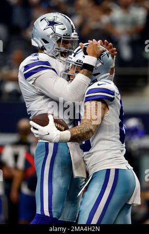 Dallas Cowboys tight end Peyton Hendershot (89) runs for a touchdown  against the New York Giants during an NFL Football game in Arlington,  Texas, Thursday, Nov. 24, 2022. (AP Photo/Michael Ainsworth Stock