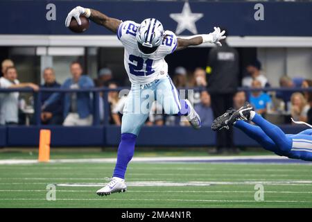 Dallas Cowboys Ezekiel Elliott hurdles the Philadelphia Eagles Rodney  McLeod for a short gain during the first half at AT&T Stadium in Arlington,  Texas on October 30, 2016. Photo by Ian Halperin/UPI