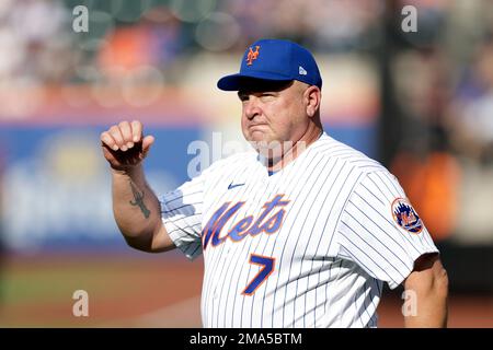 Former New York Mets' Todd Zeile during Old-Timers' Day ceremony before a  baseball game between the Colorado Rockies and the New York Mets on  Saturday, Aug. 27, 2022, in New York. (AP