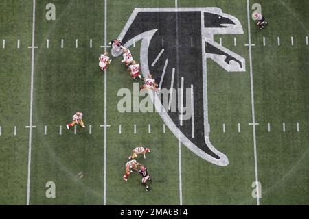 Aerial view of the Atlanta Falcons offense against the San Francisco 49ers  defense during the first half of an NFL football game, Sunday, Oct. 16,  2022, in Atlanta. (AP Photo/Stew Milne Stock