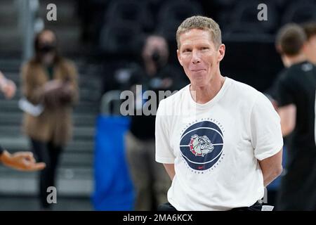 FILE - Gonzaga head coach Mark Few watches his team during ...