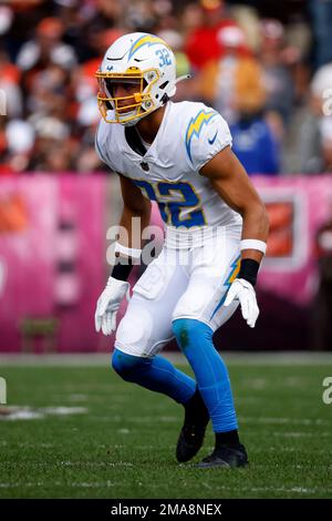 Los Angeles Chargers safety Alohi Gilman (32) against the Kansas