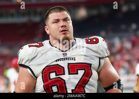 Tampa Bay Buccaneers Offensive Tackle Luke Goedeke pass blocks during  News Photo - Getty Images