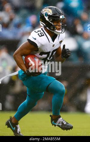 Jacksonville Jaguars Ayo Oyelola (35) in action against the Philadelphia  Eagles during an NFL football game, Sunday, Oct. 2, 2022, in Philadelphia.  The Eagles defeated the Jaguars 29-21. (AP Photo/Rich Schultz Stock Photo -  Alamy