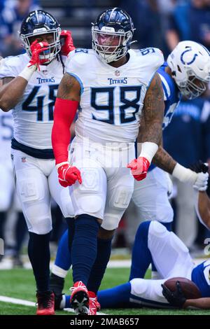 Tennessee Titans defensive tackle Jeffery Simmons (98) runs out