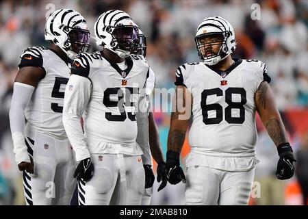 Cincinnati Bengals defensive tackle Josh Tupou (68) plays during an NFL  football game against the Baltimore Ravens, Sunday, Jan. 8, 2023, in  Cincinnati. (AP Photo/Jeff Dean Stock Photo - Alamy