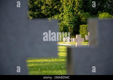 27.05.2016, Croatia, Zagreb, Zagreb - Graves of German soldiers (4000 in total) in Mirogoj Multi-denominational Central Cemetery. 00A160527D125CAROEX. Stock Photo