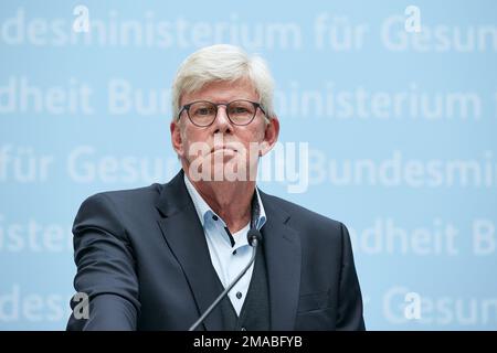 06.10.2022, Germany, Berlin, Berlin - Gernot Kiefer, Deputy Chairman of ...