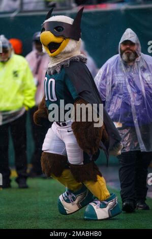 Philadelphia Eagles mascot Swoop performs during the Eagles Send Off Party  for Super Bowl LVII, Sunday, Feb. 5, 2023, in Philadelphia. (AP Photo/Chris  Szagola Stock Photo - Alamy