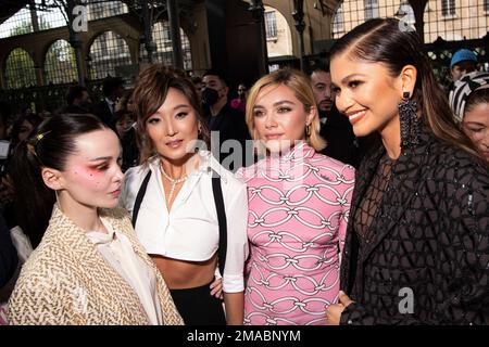 Dove Cameron, Ashley Park & Florence Pugh Sit Front Row at Valentino's  Paris Fashion Week Show: Photo 1358629