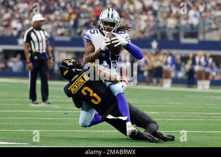 Washington Football Team cornerback William Jackson (23) runs during an NFL  football game against the Kansas City Chiefs, Sunday, Oct. 17, 2021 in  Landover, Md. (AP Photo/Daniel Kucin Jr Stock Photo - Alamy