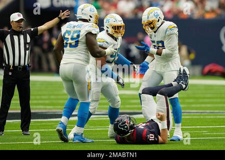 Los Angeles Chargers linebacker Khalil Mack (52) during the first half of  an NFL football game against the Houston Texans, Sunday, Oct. 2, 2022, in  Houston. (AP Photo/Eric Christian Smith Stock Photo - Alamy