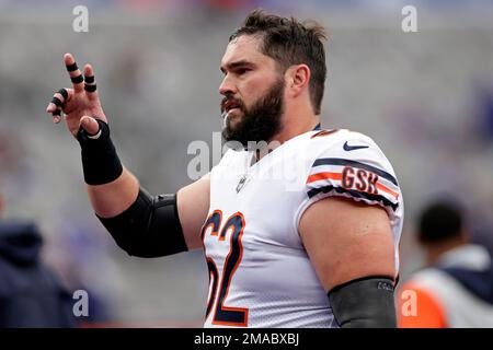 Chicago Bears guard Lucas Patrick (62) protects the pocket during an NFL  football game against the Tampa Bay Buccaneers, Sunday, Sept. 17, 2023, in  Tampa, Fla. (AP Photo/Peter Joneleit Stock Photo - Alamy