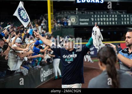 Seattle Mariners' Mitch Haniger during a baseball game against the Oakland  Athletics in Oakland, Calif., Friday, Aug. 19, 2022. (AP Photo/Jeff Chiu  Stock Photo - Alamy