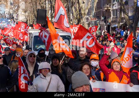 Gredab / Le Pictorium -  demonstration against the pension reform -  19/1/2023  -  France / Bouches-du-Rhone / Marseille  -  demonstration against the pension reform in Marseille called by all the unions. Stock Photo