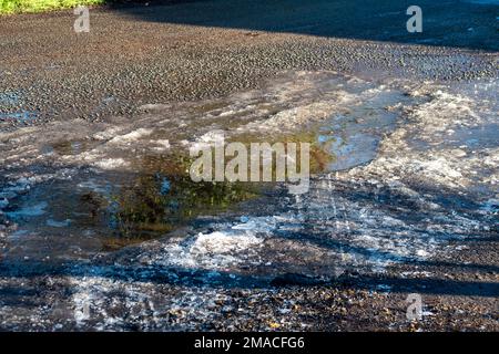 Sonning Eye, Playhatch, Berkshire, UK. 19th January, 2023. Icy roads today. A Flood Alert remains in place for Sonning Eye and Playhatch. Temperatures are forecast to stay at below freezing for the next few days. Credit: Maureen McLean/Alamy Live News Stock Photo