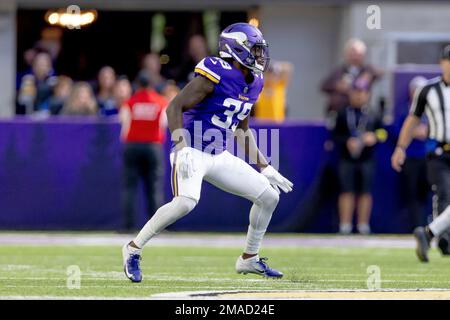 Minnesota Vikings cornerback Chandon Sullivan (39) in action during the  second half of an NFL football game against the Arizona Cardinals, Sunday,  Oct. 30, 2022 in Minneapolis. (AP Photo/Stacy Bengs Stock Photo - Alamy