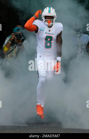 Miami Dolphins safety Jevon Holland (8) runs during an NFL football game  against the San Francisco 49ers, Sunday, Dec.4, 2022, in Santa Clara,  Calif. (AP Photo/Scot Tucker Stock Photo - Alamy