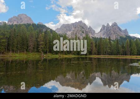 Lago di Antorno, Dlomites, Italy Stock Photo