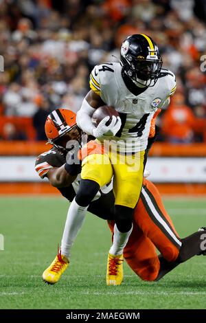 PITTSBURGH, PA - NOVEMBER 13: Pittsburgh Steelers wide receiver George  Pickens (14) runs with the ball during the national football league game  between the New Orleans Saints and the Pittsburgh Steelers on