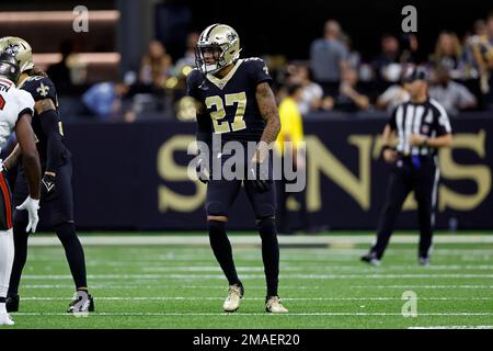 New Orleans Saints linebacker Demario Davis (56) during an NFL football  game against the Las Vegas Raiders, Sunday, Oct. 30, 2022, in New Orleans.  (AP Photo/Tyler Kaufman Stock Photo - Alamy