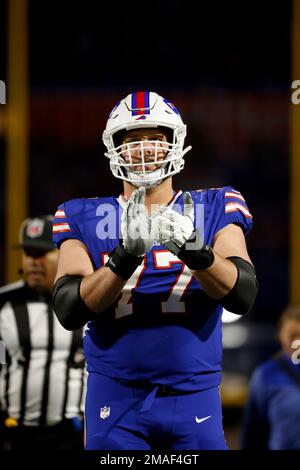 EAST RUTHERFORD, NJ - NOVEMBER 06: Buffalo Bills offensive tackle David  Quessenberry (77) during the