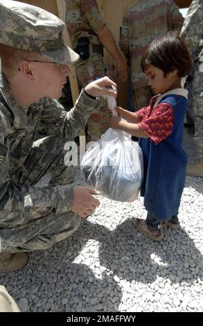 Medical staff with the 14th Combat Support Hospital, 44th Medical ...