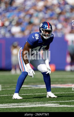 New York Giants linebacker Tomon Fox (49) defends against the