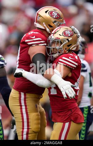 San Francisco 49ers FB Kyle Juszczyk scores vs. Seahawks