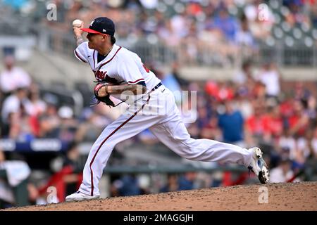 Atlanta Braves pitcher Jesse Chavez works against the New York Mets in the  first inning of a baseball game Saturday, Oct. 2, 2021, in Atlanta. (AP  Photo/Ben Margot Stock Photo - Alamy