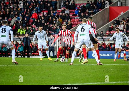 Sunderland AFC midfielder Dan Neil scores his side's first goal against ...