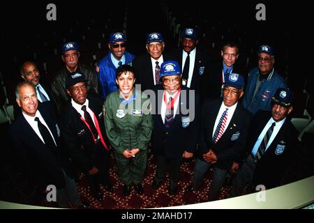 Incoming commander of the 729th Airlift Squadron, US Air Force Lieutenant Colonel Stayce D. Harris poses with members of the Tuskegee AIRMAN as they pay tribute to her by attending her change of Command ceremony. LCOL Harris is the first black woman to command active flying squadron in the US Air Force. Incoming commander of the 729th Airlift Squadron, US Air Force Lieutenant Colonel Stayce D. Harris poses with members of the Tuskegee Airman as they pay tribute to her by attending her change of Command ceremony.  LCOL Harris is the first black woman to command active flying squadron in the US Stock Photo