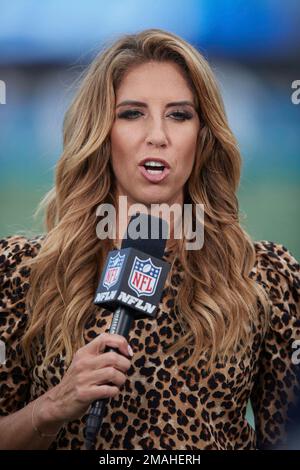 NFL Network Sara Walsh on air before an NFL football game between the  Cleveland Browns and the Carolina Panthers , Sunday, Sep. 11, 2022, in  Charlotte, N.C. (AP Photo/Brian Westerholt Stock Photo - Alamy